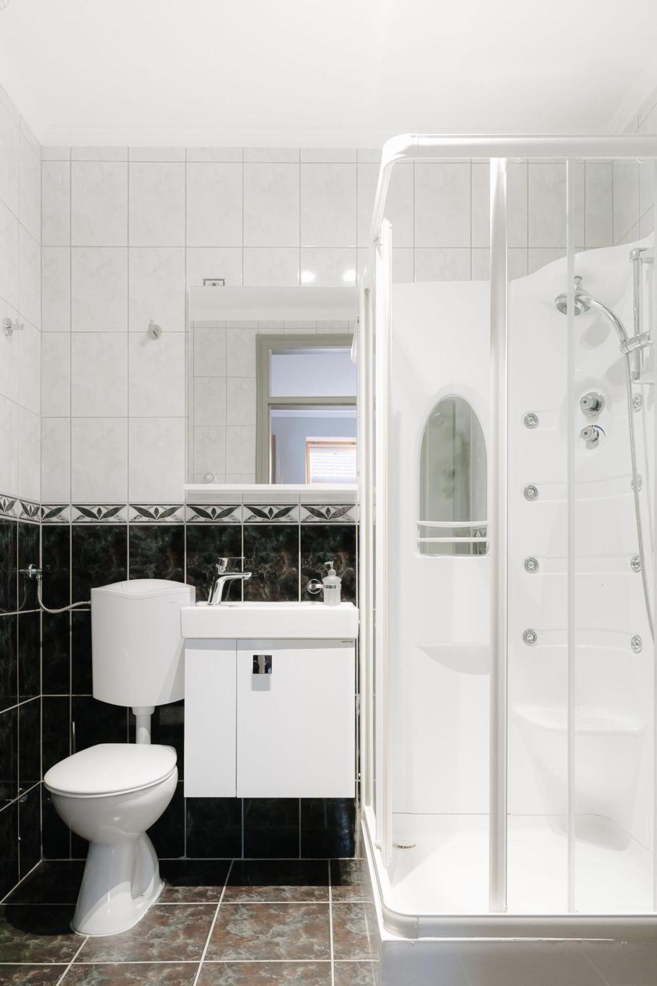 Nobel Apartmani Brčko Buitenkant foto